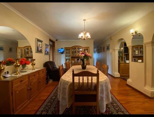 4 BEDROOM HOUSE FOR SALE IN SHALLCROSS